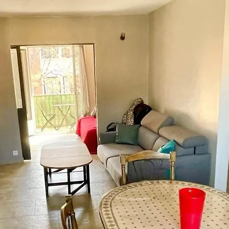 Plein Centre Type 3 Avec Parking Апартаменты *